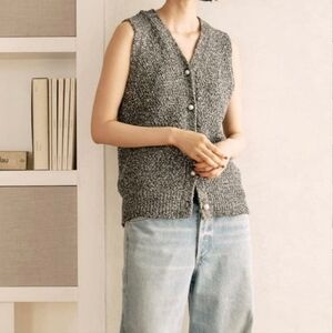 Knit Vest Waistcoat Button Down Sleeveless V-Neck Hathaway Sport